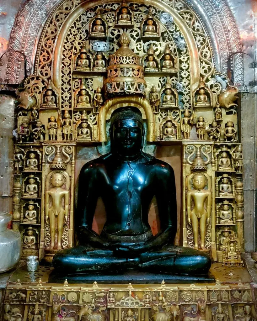 Main idols of Rishabhdeo temple