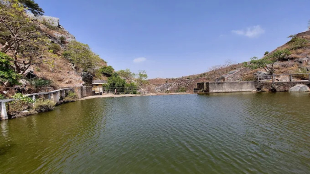 (Ubeshwar Mahadev Mandir udaipur lake